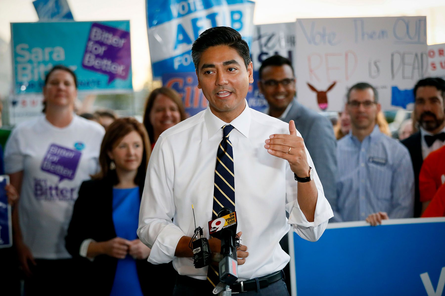 Aftab Pureval speaks to a crowd.