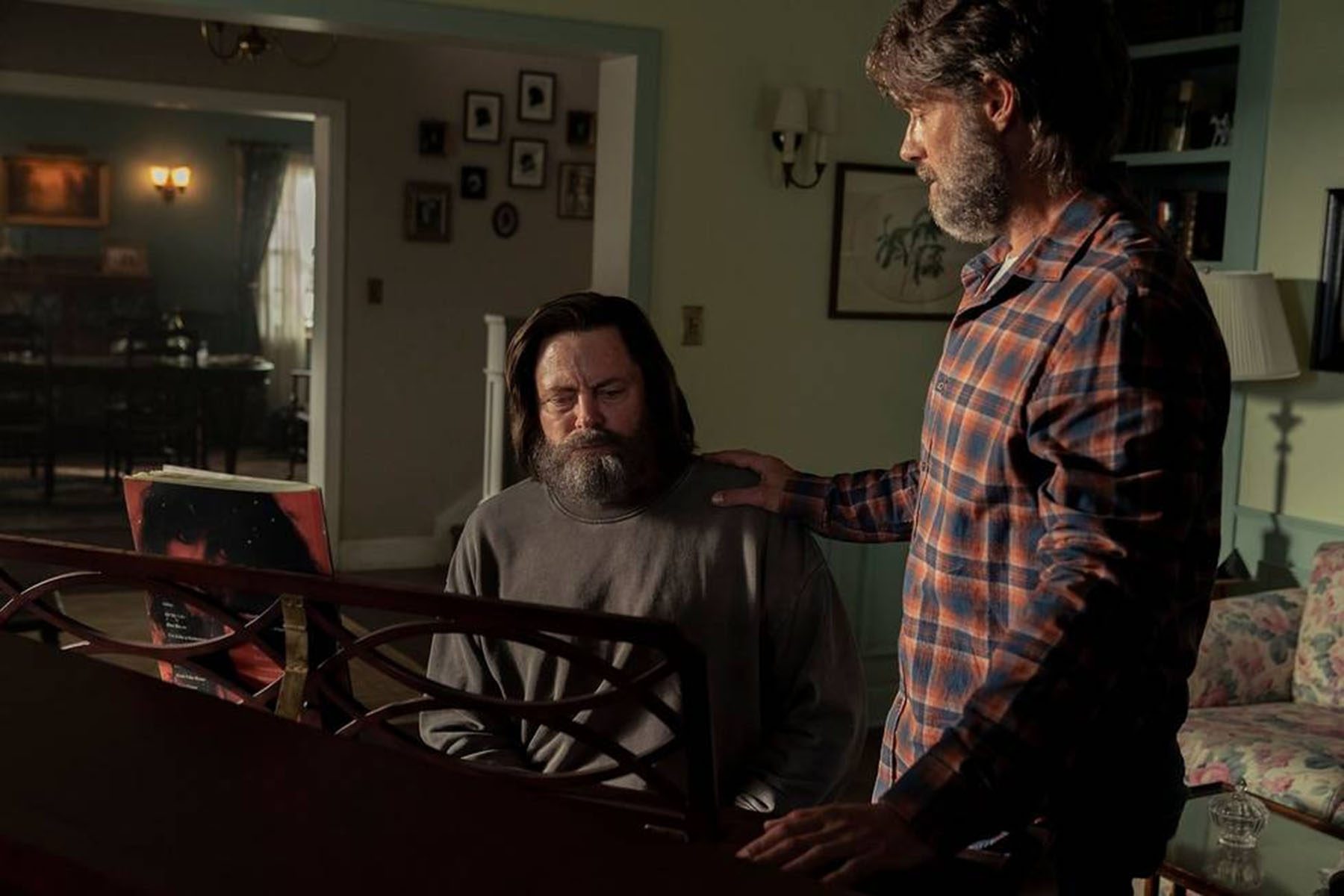 Nick Offerman and Murray Bartlett playing Bill and Frank in The Last of Us.