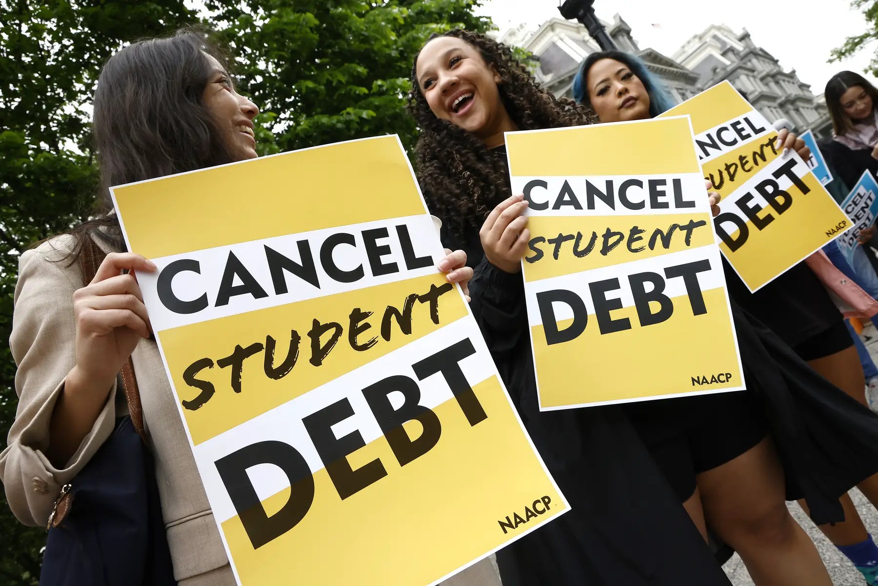 Biden cancels 1.2 billion in student loans. Here's who qualifies.