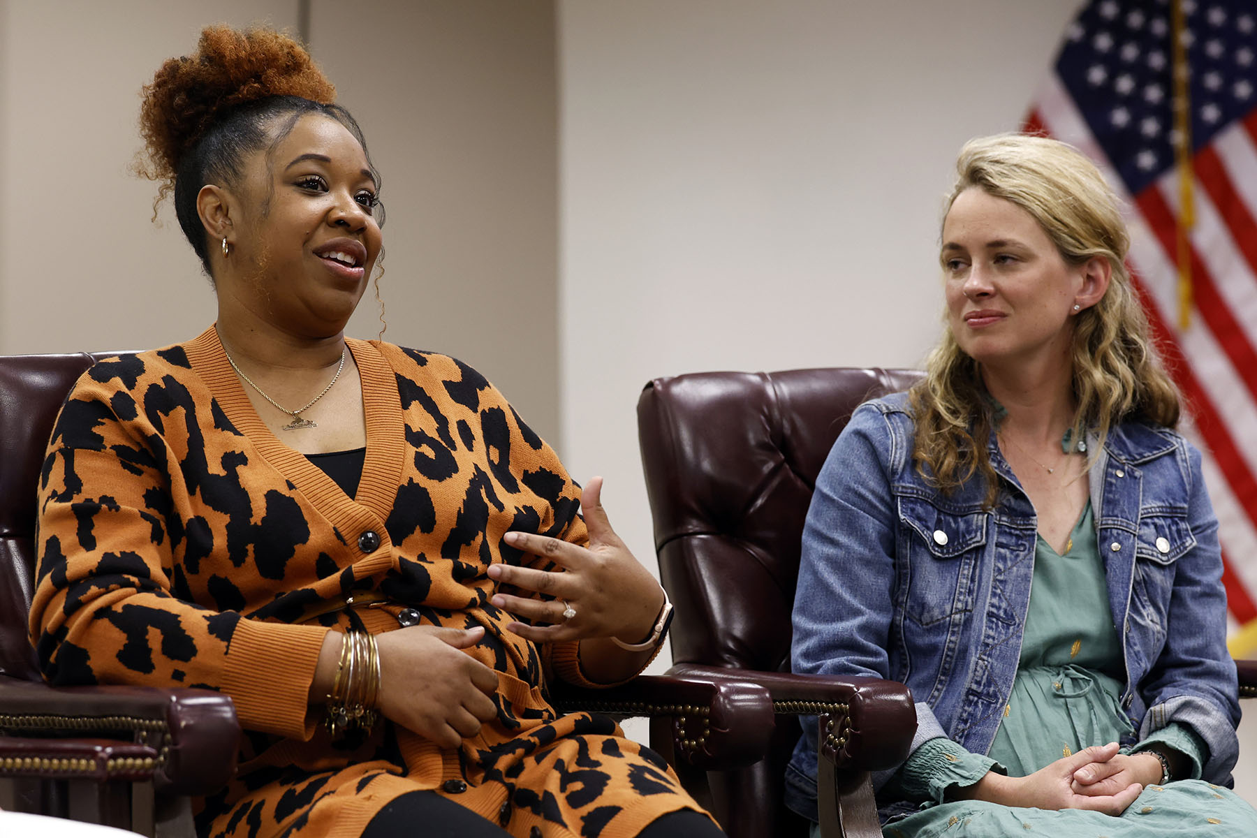 Latorya Beasley tells her story during a panel discussion.