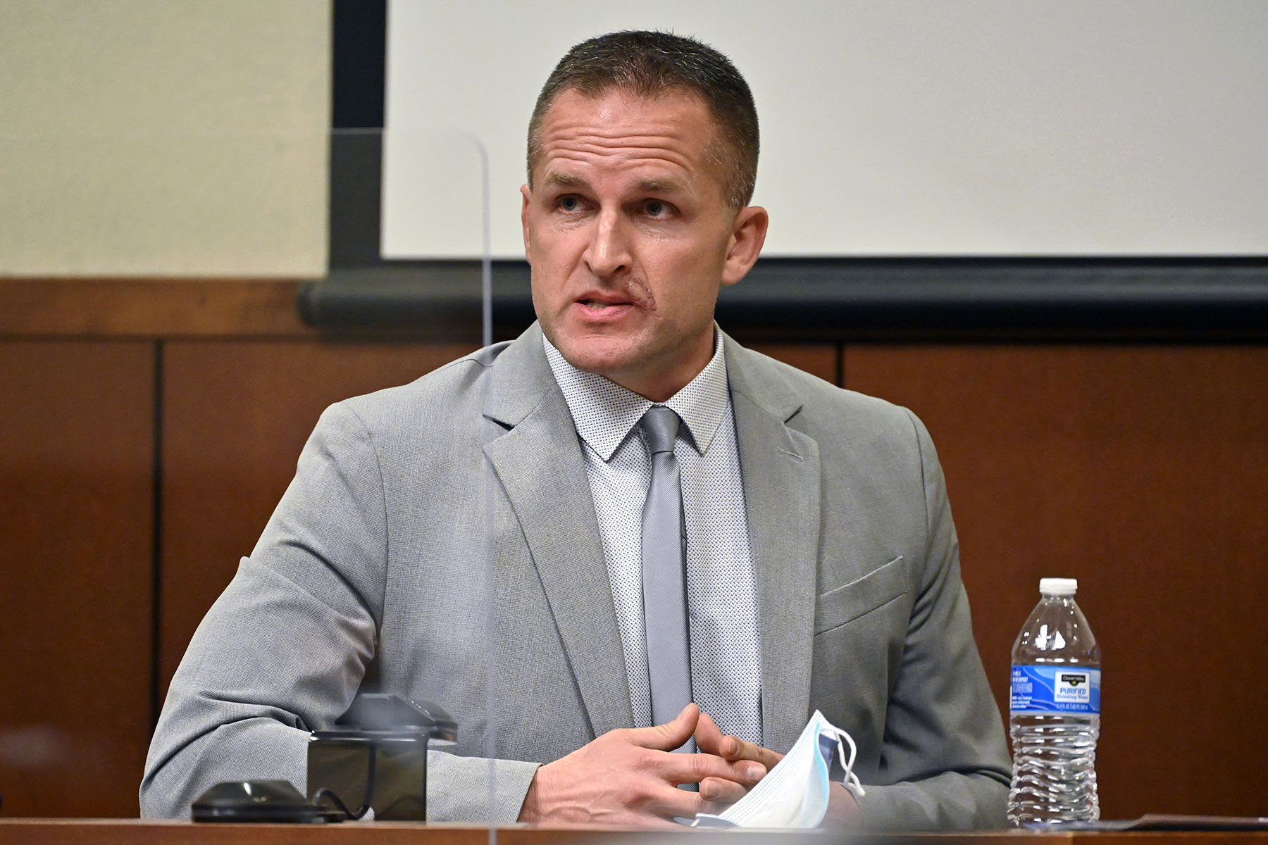 Former Louisville Police officer Brett Hankison is questioned by his defense attorney.