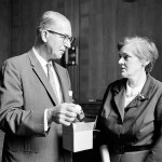 Dr. Frances Oldham Kelsey of the FDA meets with Sen. Estes Kefauver, who holds a bottle of thalidomide.